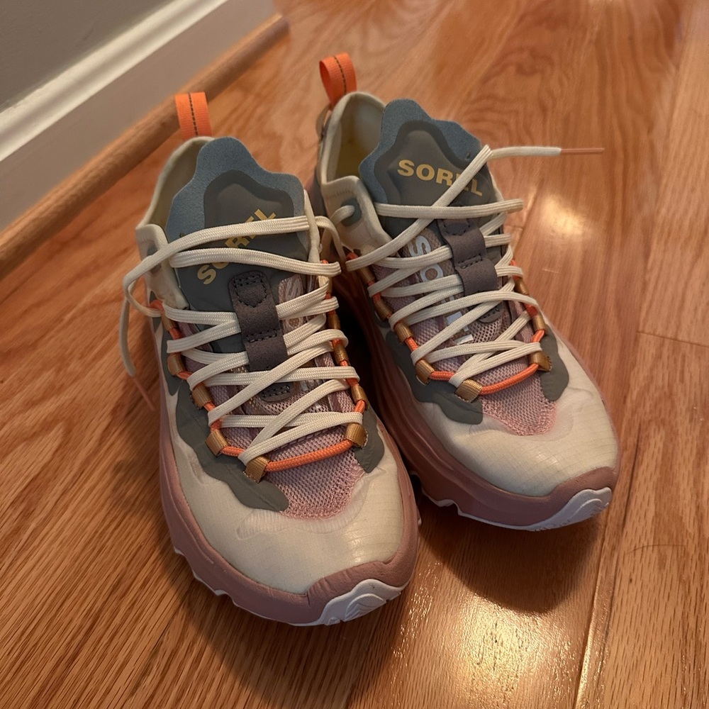 Women’s Sorel trail runners/ hiking shoes